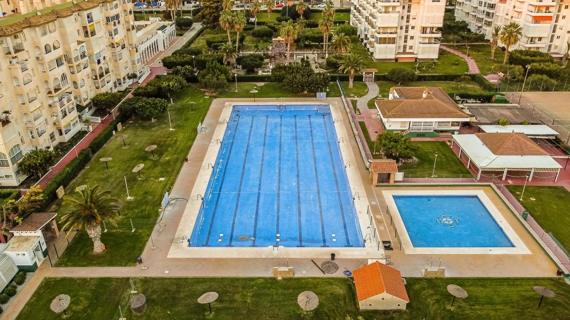 Laguna Beach Wohnung Mit Freiem Meerblick Torrox